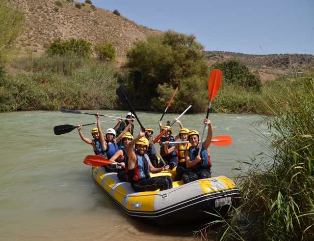  Friends enjoying rafting 