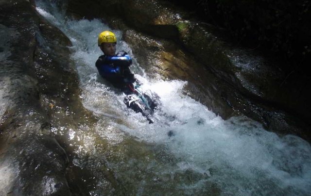  Godersi l'acqua nelle capanne di Huesca