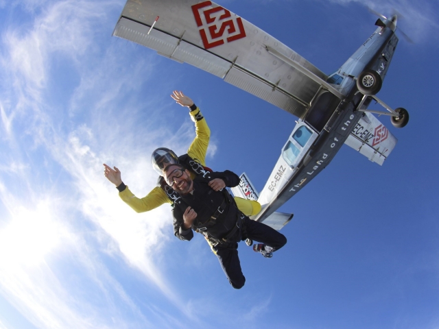  Saltare dall'aereo