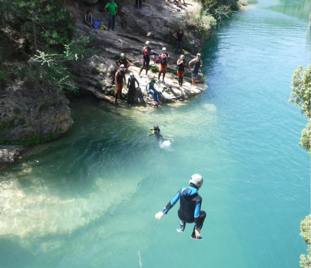  Jumping into the pool of Ventana del Diablo 