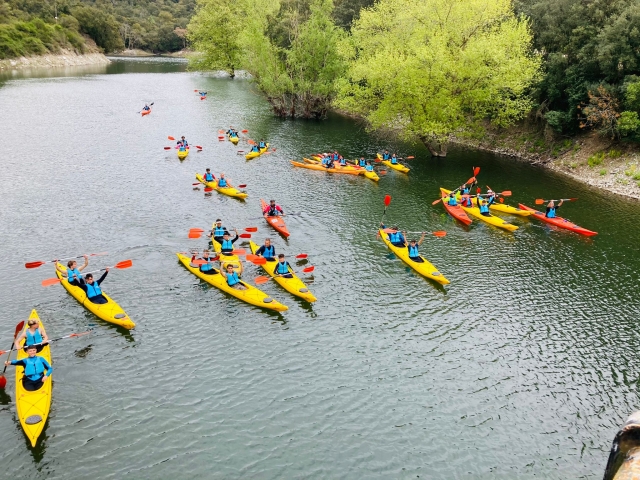 Avanzando con los kayaks