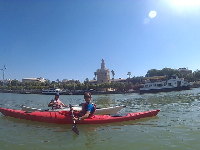  Views of the Torre del Oro from the kayak 