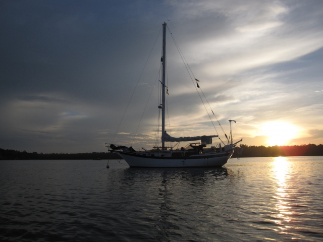  Tramonto in barca a vela 
