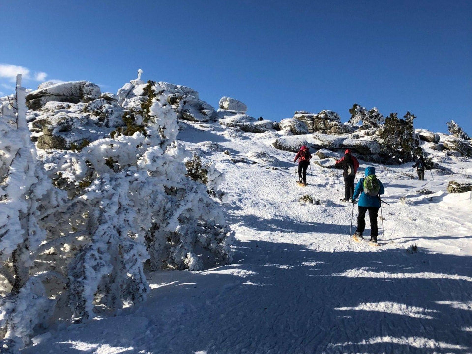 Rutas en raquetas en Guadarrama con comida