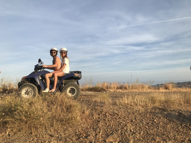 Ruta en cuatrimoto biplaza por la Costa del Sol, 3 horas