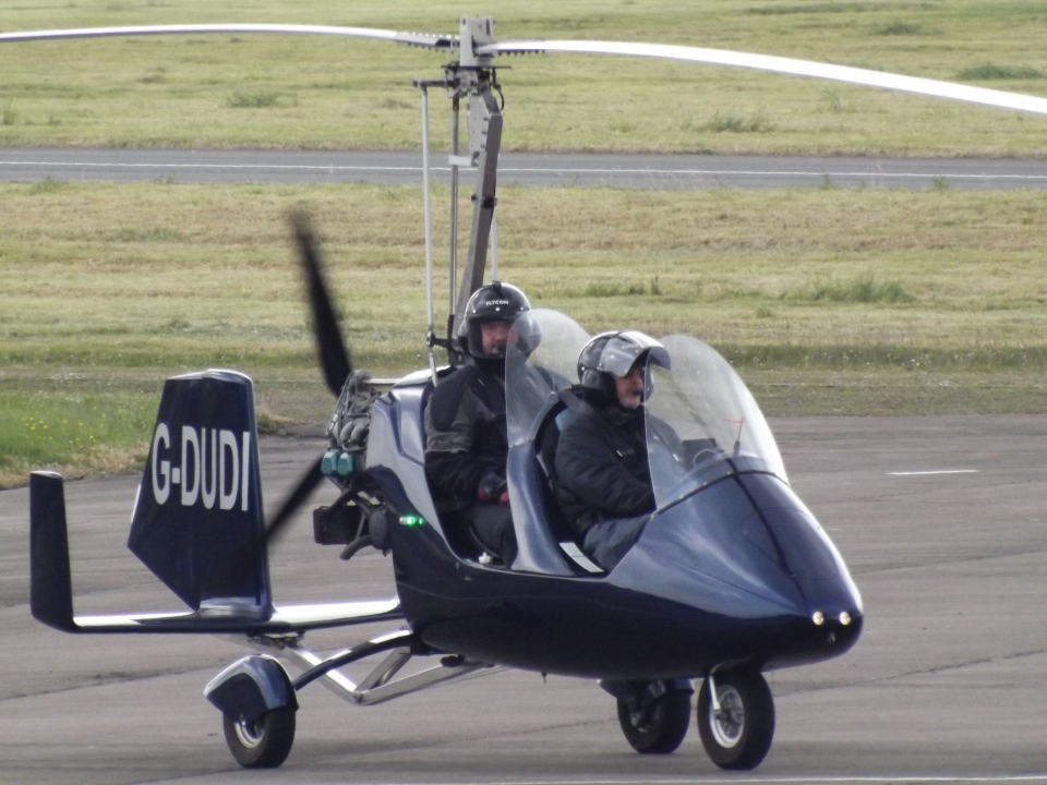 Partenza aerea in autogiro Madrid 