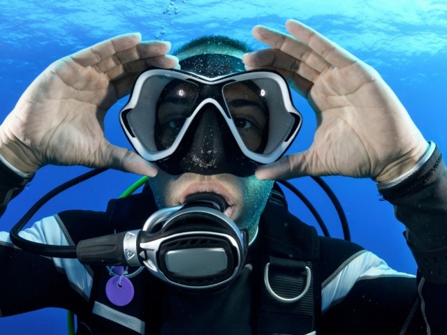  Diver prêt pour l'immersion