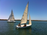 Alquiler barco monocasco a vela Huelva 2 horas