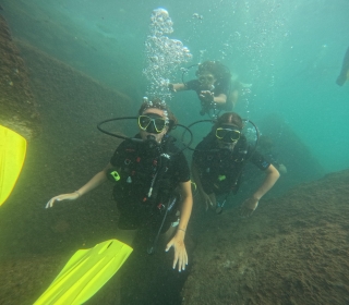 Bautismo de buceo en playa de Barcelona, 2 horas