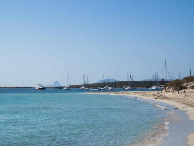  Boat marche de SES SALINES 