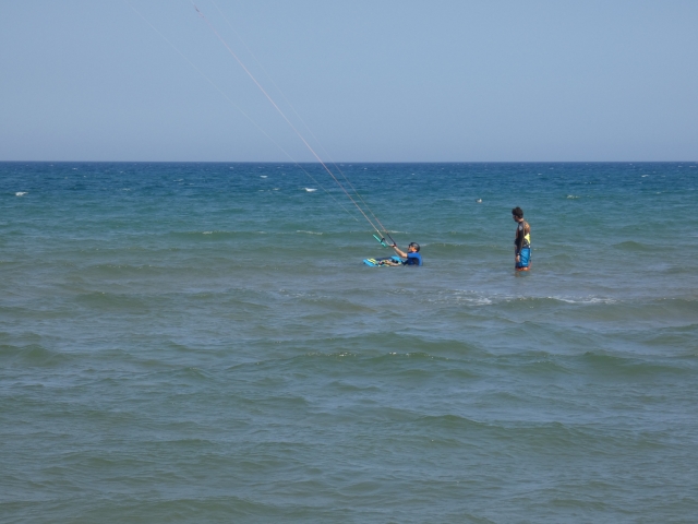  Practice kitesurfing in l'Estartitt 