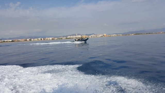  Genießen Sie eine Bootsfahrt durch das Mittelmeer 