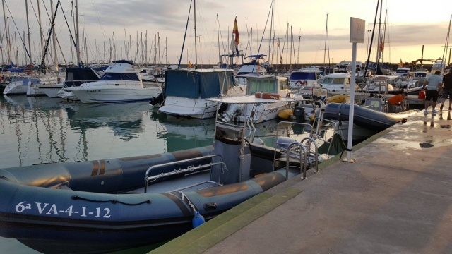  Motorboot 