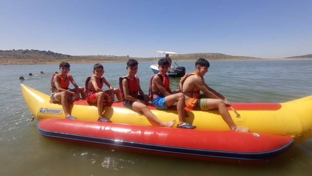  Spaß mit dem Bananenboot 