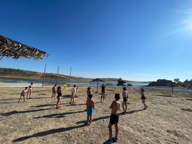  Volleyballspiele auf dem See 