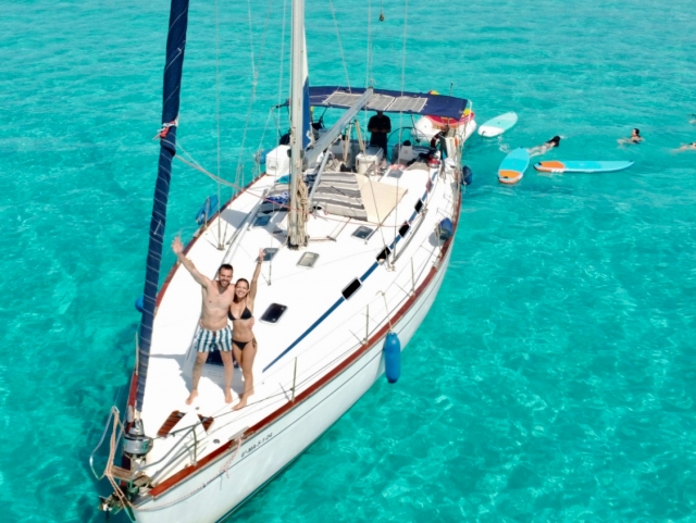 Velero en pareja