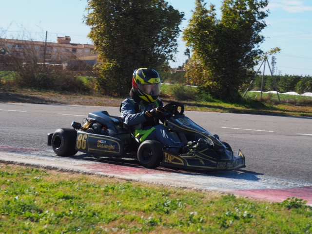  Kart F-400 auf der Strecke 