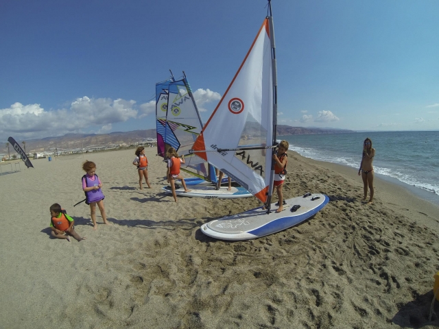  Lernen Sie Windsurfen 