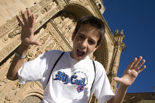  montrer les mains