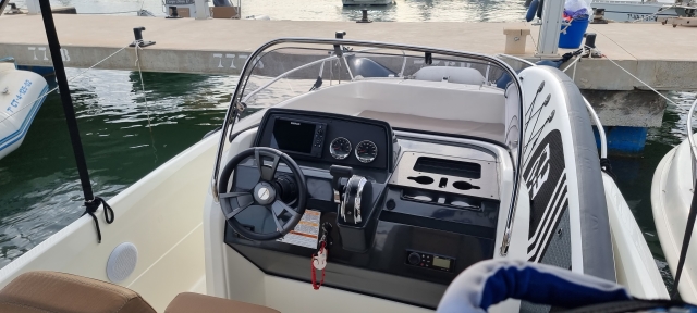 Alquila un barco en Denia