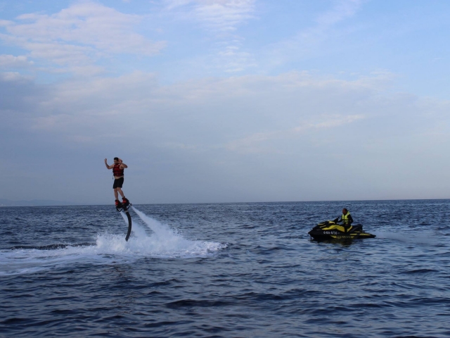 Liberando adrenalina con el flyboard