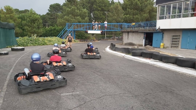  Before taking the curve on the circuit