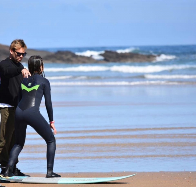  Mar Cantabrico e lezione di surf privata 