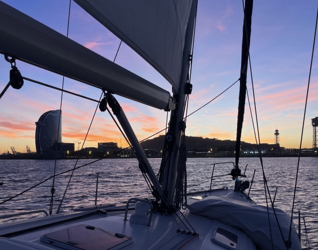  Promenade en bateau à Barcelone 