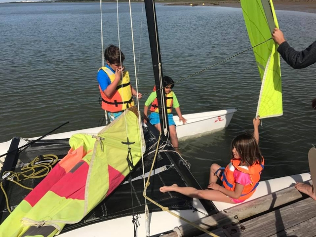  Sailing school 