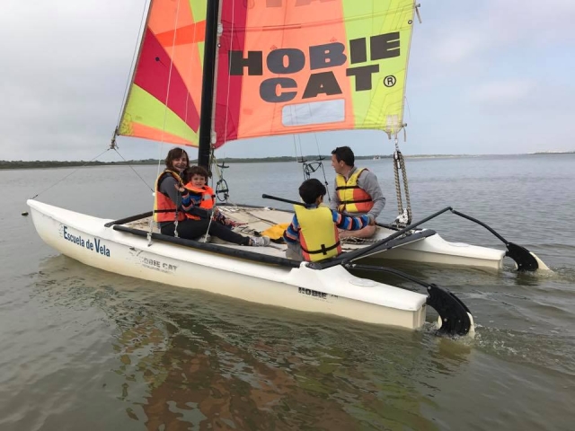  Sailing 