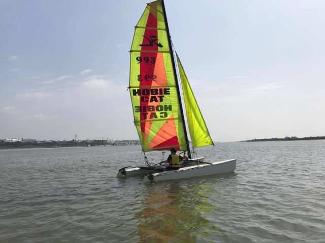 Aprendendo a navegar para a vela 