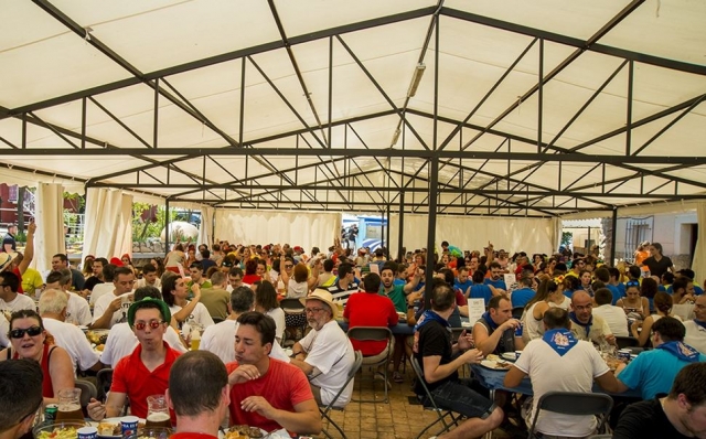  Pendant le repas aux installations 