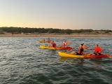 Alquiler de kayak doble en Playa Nuevo Portil, 1h