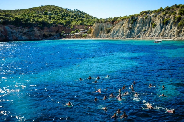 Swimming in the cove 