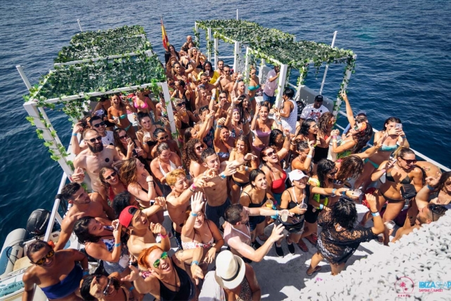  Ibiza boat party 