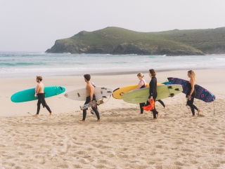 Surf Camp perfeccionamiento en Playa Pantín 6 días