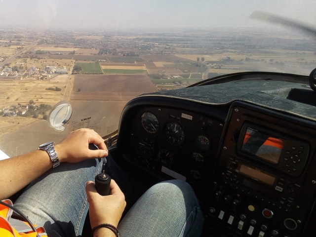  Take the controls of the ultralight 