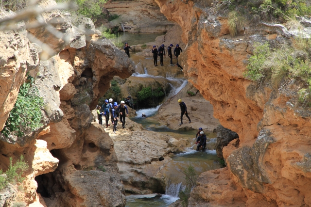  Group entering the ravine 