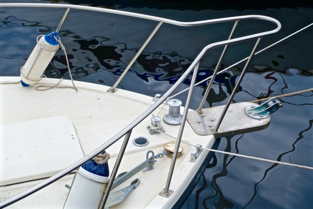  Bow of the sailboat