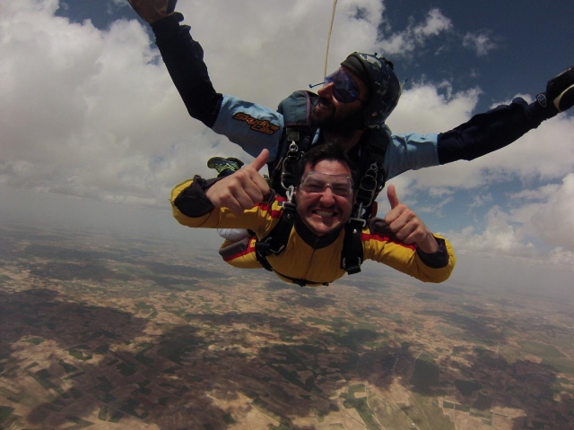 Experiencia de paracaidismo