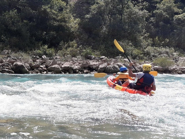  Kayak sur la rivière Ésera