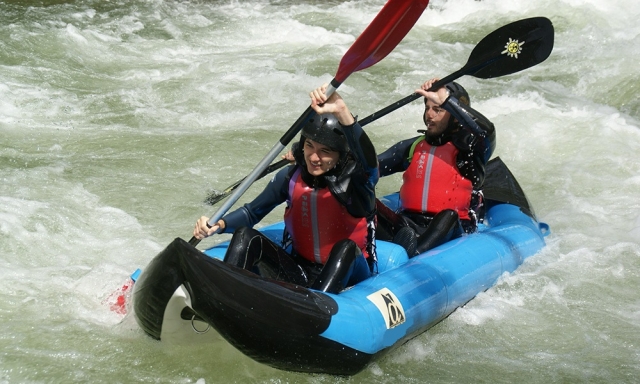 Canot de rafting pour 2 personnes 