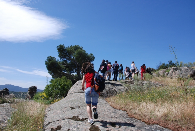  school hiking