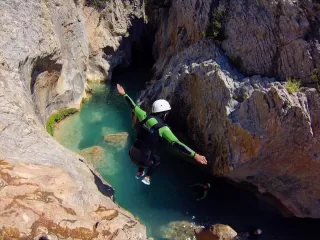 Canyoning et hébergement à Huesca en juin