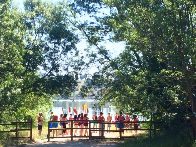  Ready to paddle in a canoe
