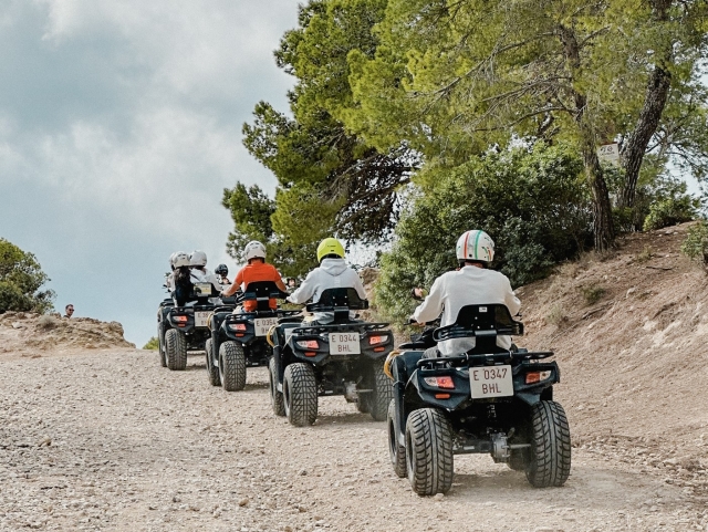  Montée en quad à Santa Ponça 
