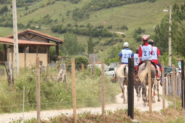  Routes through the countryside on horseback