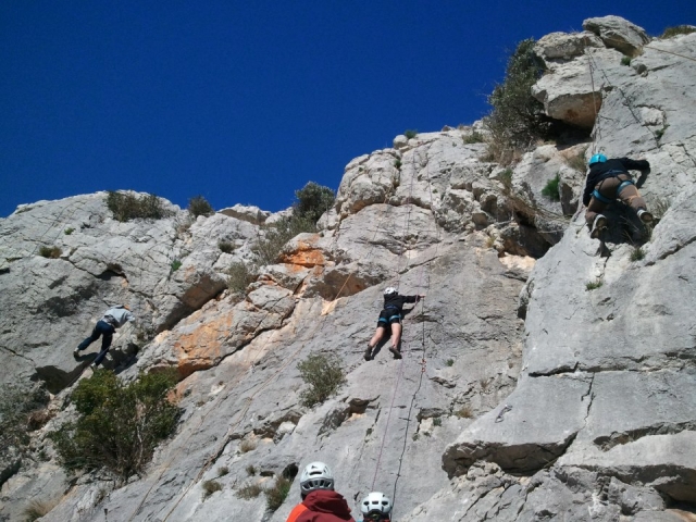  High level climbing 