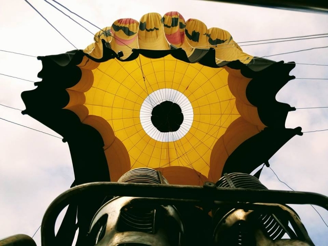  Ballon von unten 