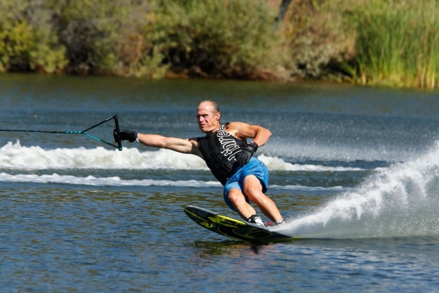  Esperto di wakeboard 